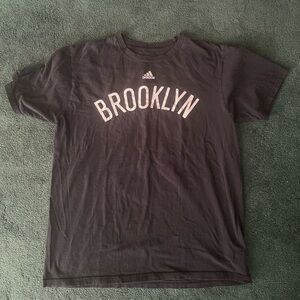 Brooklyn Nets Black T-Shirt - men’s large